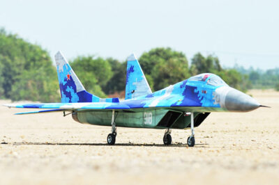 BH185 - MIG -29 1,635m (64.4") W/Tail Pipe and Electric Retract 100N - 140N