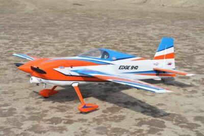 BH202 - EDGE 540 V3 2642mm 104'' 120CC ARF
