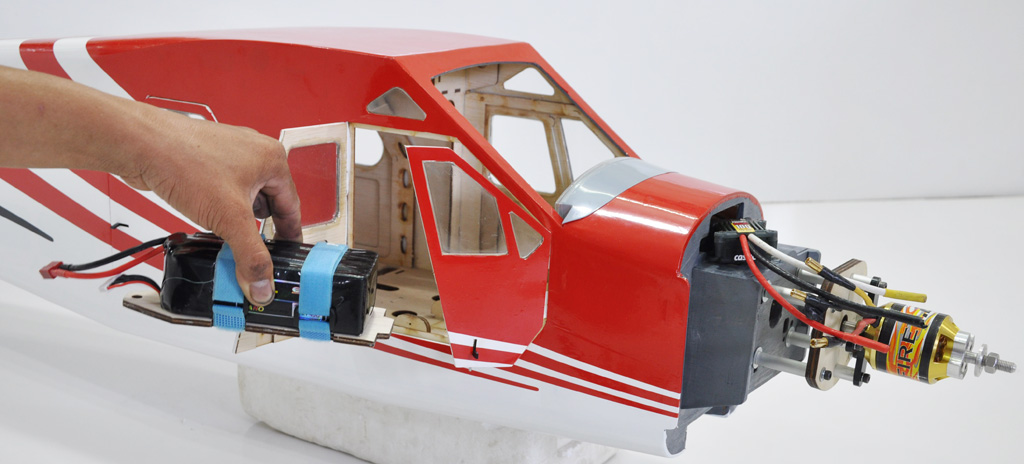 BH162 - TURBO BEAVER 2250mm (88.58") 20-30cc gas ARF - Image 4